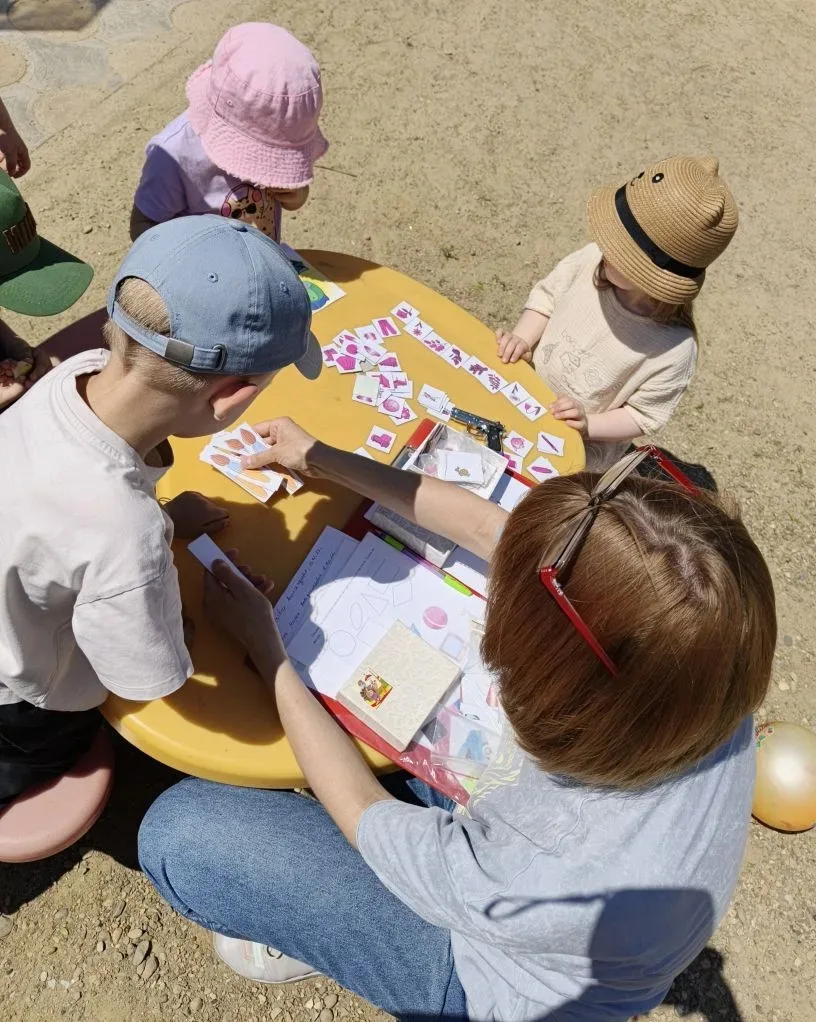 Развиваем логику и внимание! Игра «От большого к маленькому» 🧩

Лето — это не только время для прог