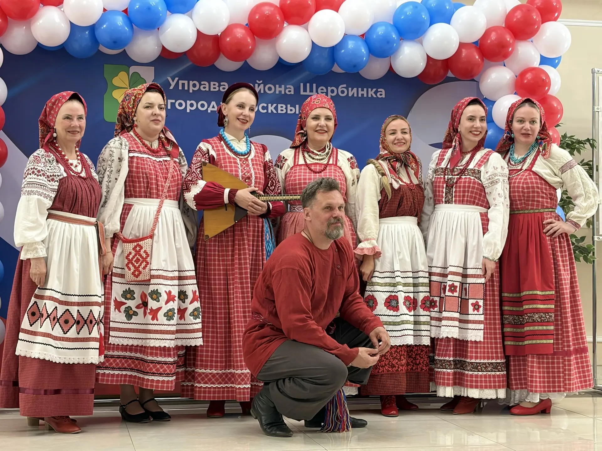 День России отметили в Щербинке 

🇷🇺Управа района Щербинка организовала праздничную программу во Д