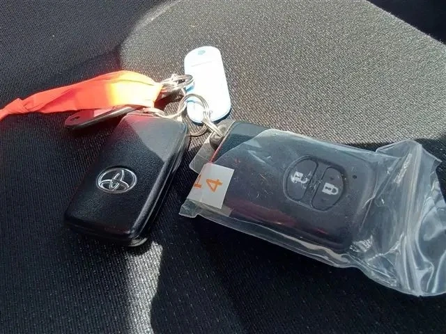 Автомобиль прибыл в порт. 
Ждём назначения судна и отправки во Владивосток.

Так выглядит автомобиль