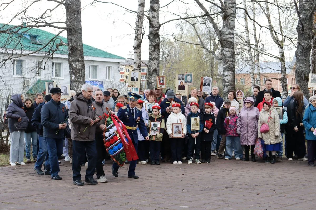 🕊Тёплый праздник в честь Дня Победы

В Парке культуры и отдыха состоялось торжественное возложение 