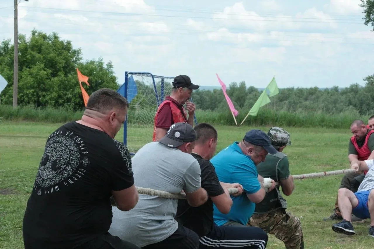 В минувшие выходные наш район снова кипел спортивным азартом и радостью — прошёл 49-й по счёту, летн