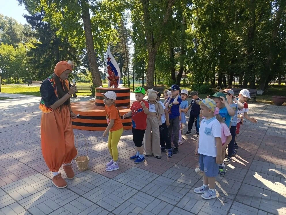 В преддверии праздника, посвящённого Дню русского языка и Пушкинскому дню России, ребята посетили ра