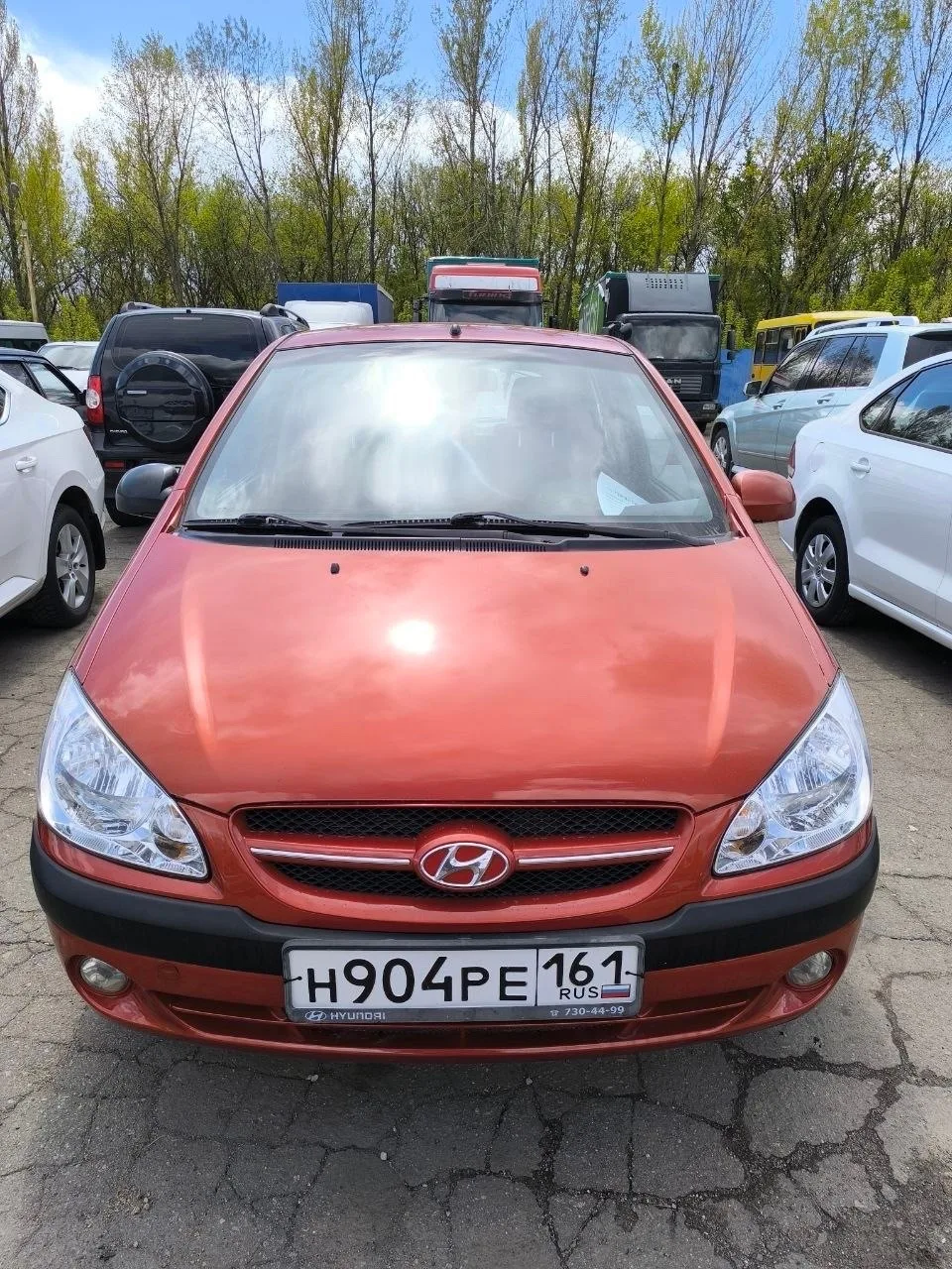 Hyundai Getz 2006 года. 1.4 автомат.
Пробег 166.000 км. 
 Максимальная комплектация. 4 эл. Стеклопод
