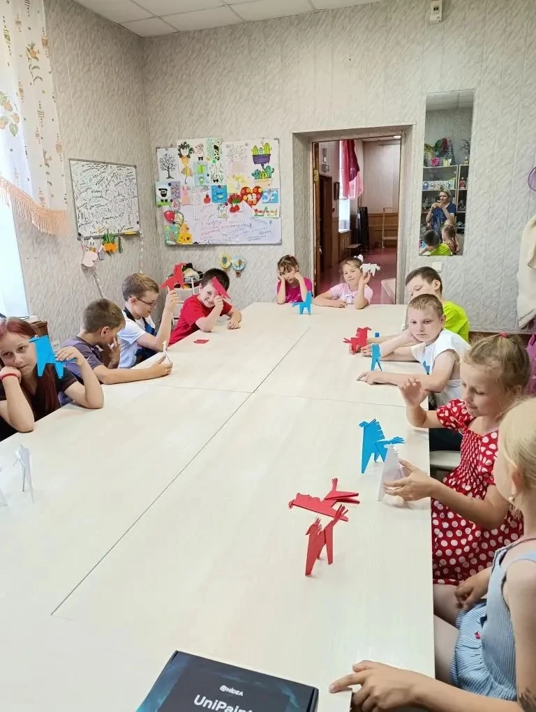 11 июня - насыщенный предпраздничный день!
Что мы делали сегодня 🙂: 
🤸приводили мышцы в тонус на у