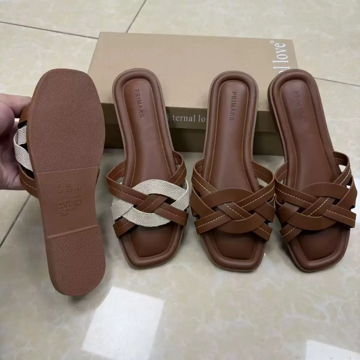 Под заказ 
💎 Тапочки
💎Размеры 36-41
💵1400₽

📱Для заказа и других вопросов 
Писать Олесе +7966290