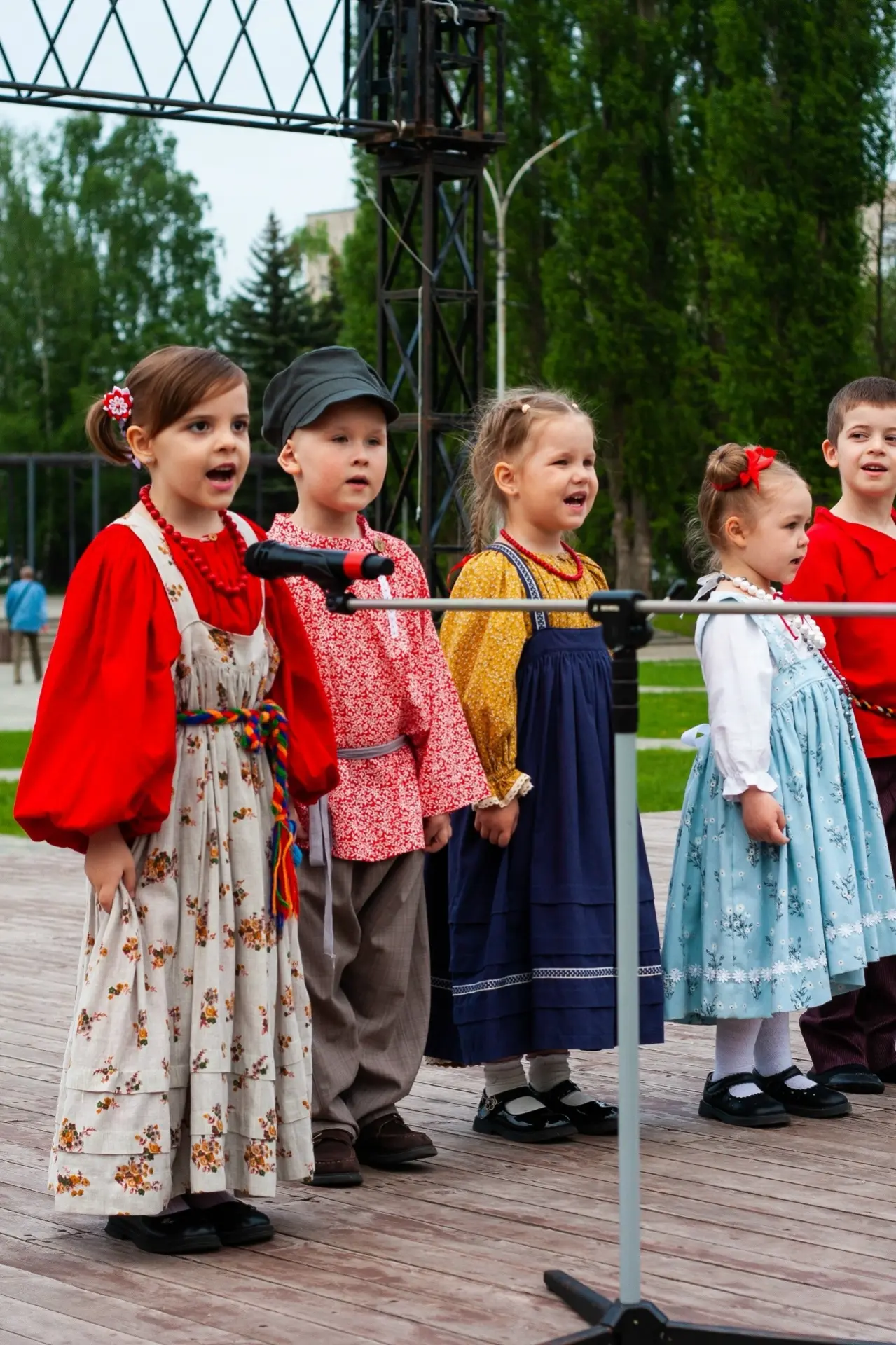 Фото альбом городского концерта "Всё начинается с семьи" 15.05.2026 https://vk.com/album-34275084_30