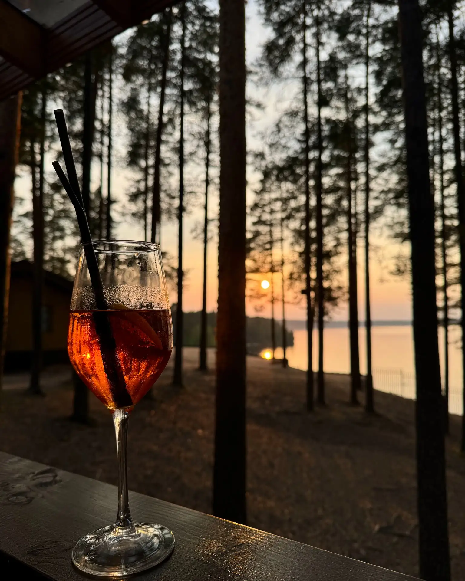 Лето создано для таких вечеров... 🌅🌲

когда можно выбрать столик на террасе, заказать любимое блюд