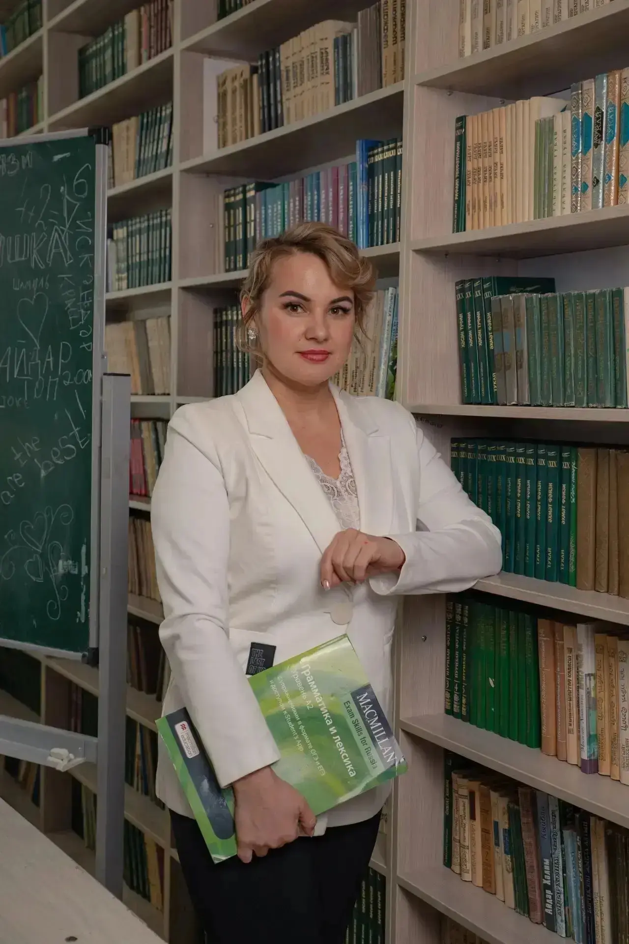 Учитель английского языка Гараева Алсу Флюровна стала победителем конкурсного отбора Гранта Правител