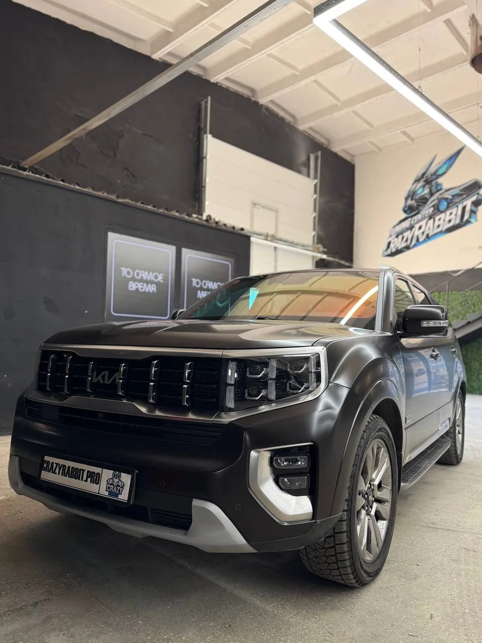 Теперь салон KIA MOHAVE выглядит ещё современнее и эффектнее 🚘✨

Установили интерьерную динамическу