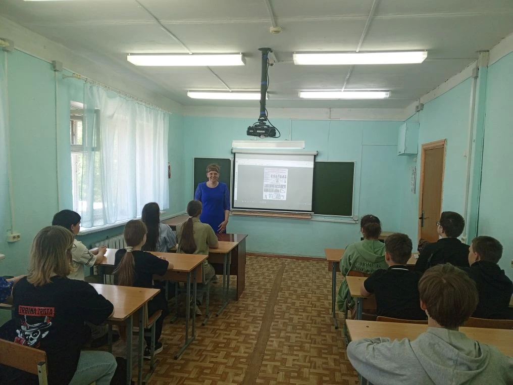 СТАРТ ЛИТЕРАТУРНОГО КЛУБА
Сегодня в нашей школе состоялось первое занятие литературного клуба, котор