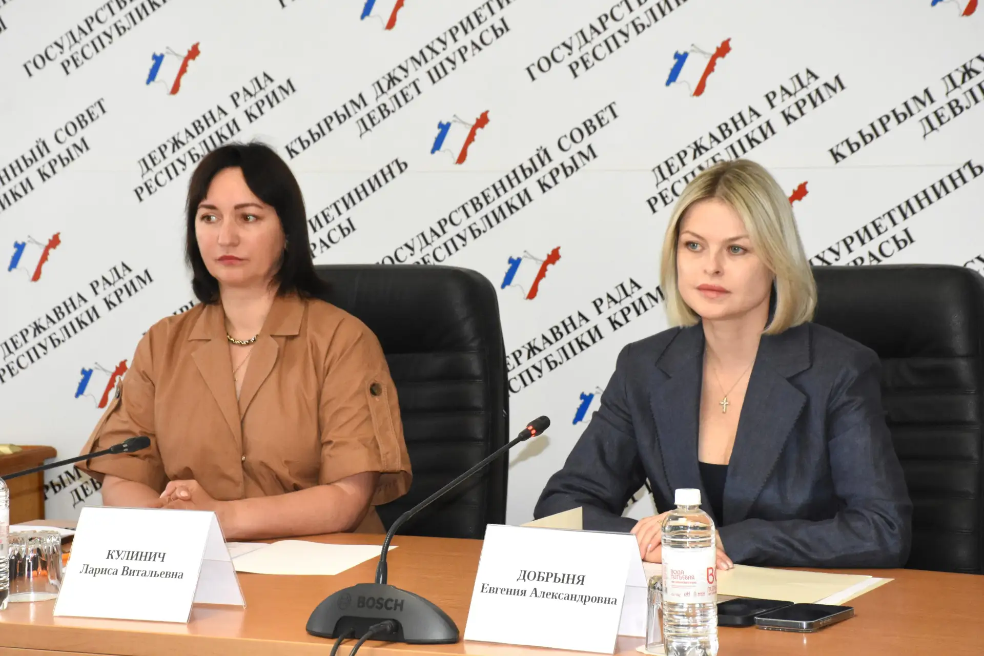 В собственность муниципальных образований Симферополь и Феодосия будут переданы квартиры с целью реа