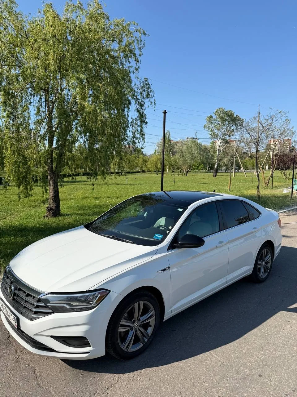 Продам! Срочно‼️ 
Мариуполь! 
Надежный Volkswagen Jetta 2019 комплектация R-Line. 
Один владелец! Со