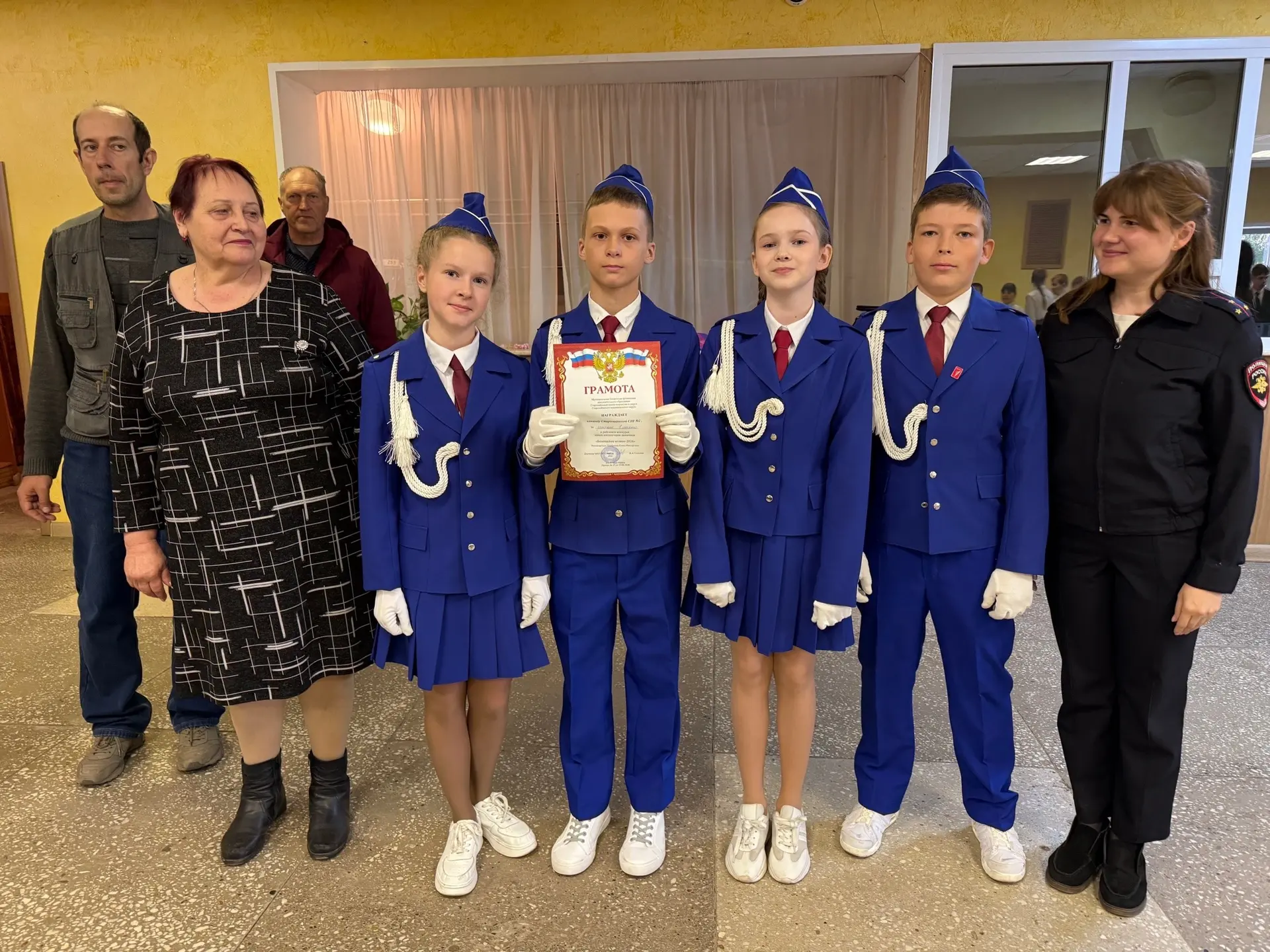 🤩ТРИУМФ ОТРЯДА ЮИД «СВЕТОФОР»: ПОБЕДА В КОНКУРСЕ «БЕЗОПАСНОЕ КОЛЕСО»! 🎉

Гордимся и радостно сообщ