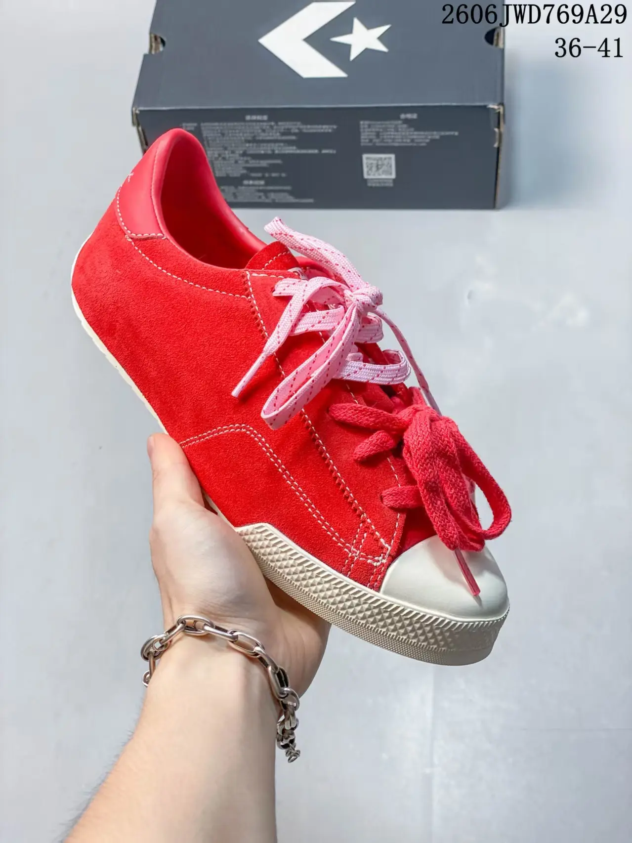 доступны к заказу Converse Check Taylor Lo

5350₽

пишите Анна Минаева
