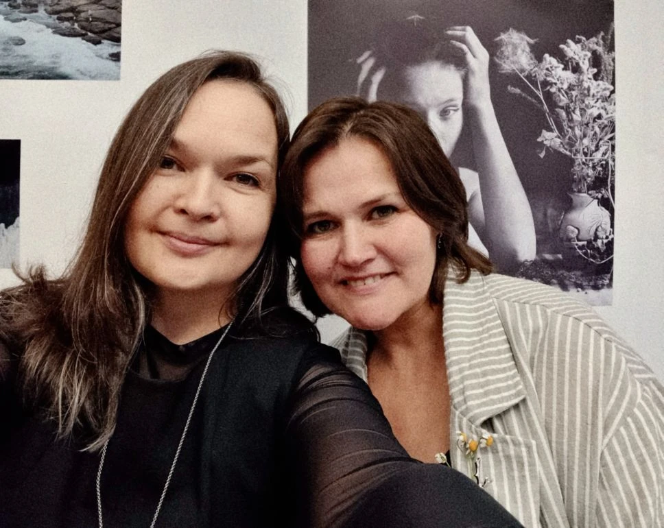 На этой выставке были работы моего учителя по художественной фотографии и друга Елены Кузнецовой.