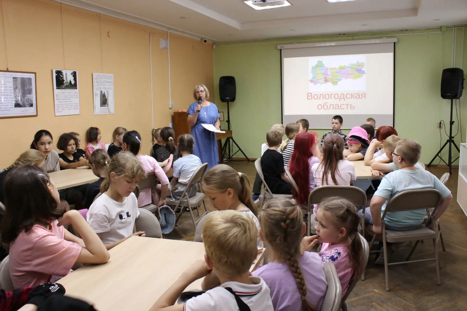 "Моя Родина - Россия" мероприятия для детей из летнего лагеря прошли в библиотеке.
Подробная информа