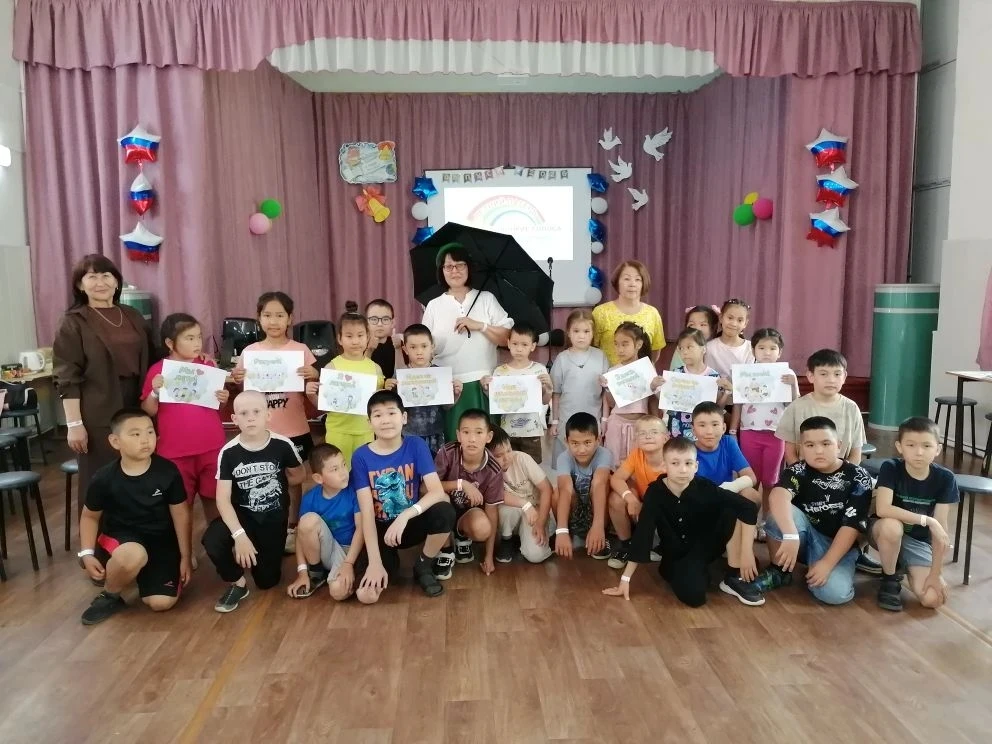 ☀️ Ура! Открытие лагеря «Звонкие голоса» в Эльтонской школе! 🔔

💥 Стены Эльтонской школы вновь нап