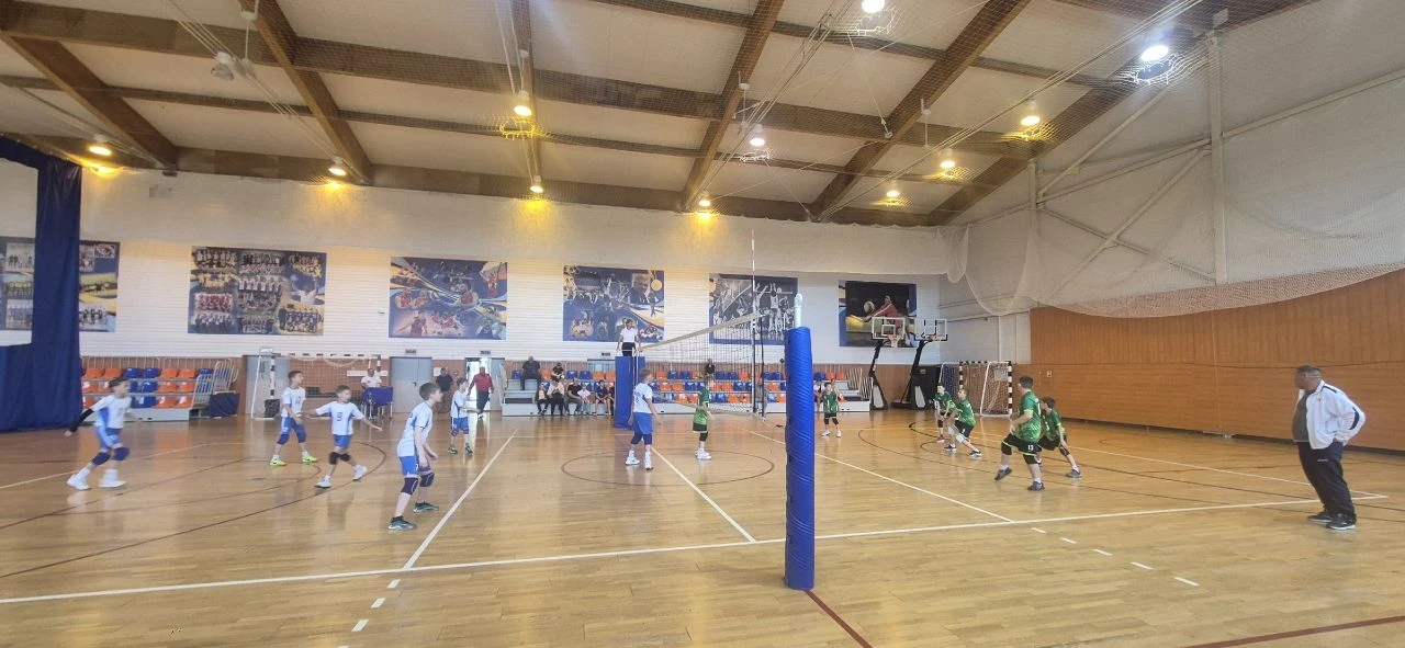 НОВОСТИ ОТДЕЛЕНИЯ ВОЛЕЙБОЛА
👩👦🏐☀️1-2 июня 2026 г. в спортивном зале волейбольного центра прошло О