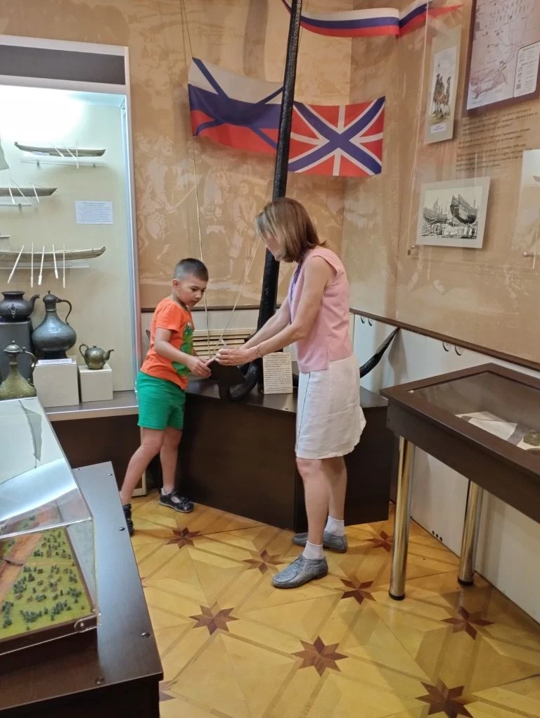💬День России🇷🇺 стал для наших музейщиков замечательным поводом, чтобы провести тематическую экску