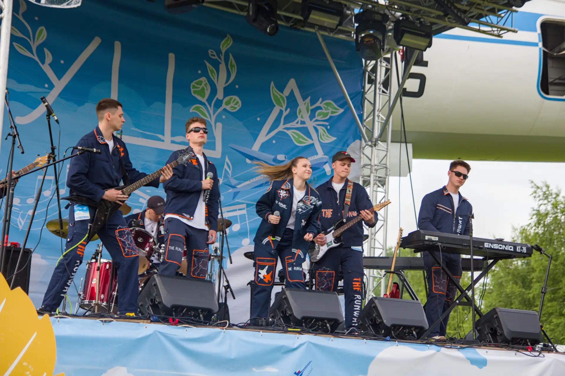 🎸 ККЛУ ГА на «Душе»!

6 июня в Ульяновске состоялся 15-й Всероссийский творческий фестиваль авиацио