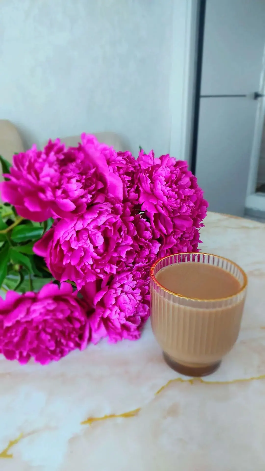 Доброй среды ☕️

Пусть сегодня всё получается легко, а хорошее настроение не покидает ни на минуту ☺