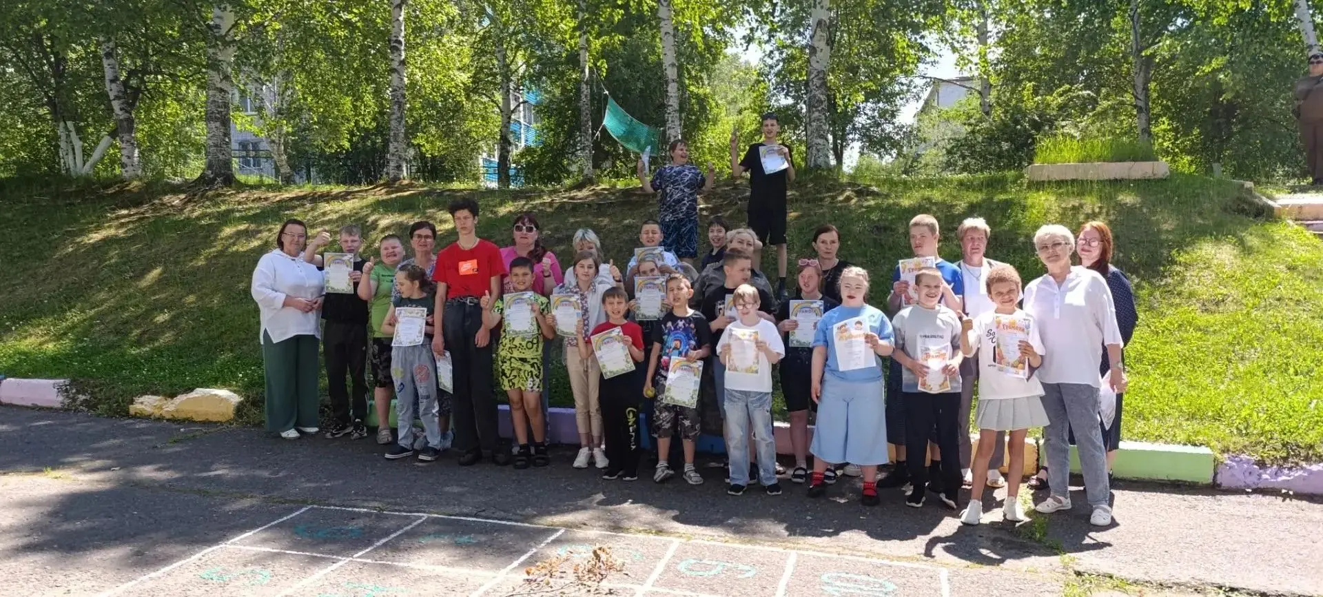 Сегодня последний день путешествий участников пришкольного лагеря. В течении 15 дней ребята путешест