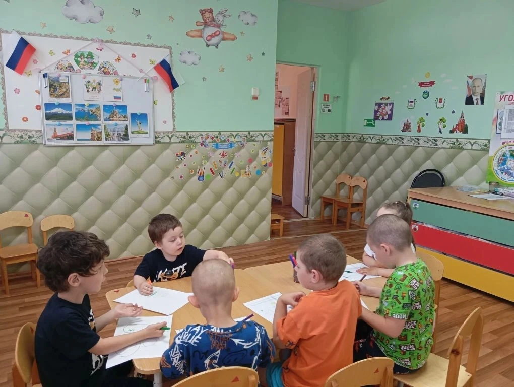 🇷🇺 С Днём России! 🇷🇺

💥Сегодня в нашей дошкольной группе прошло праздничное мероприятие, посвящ