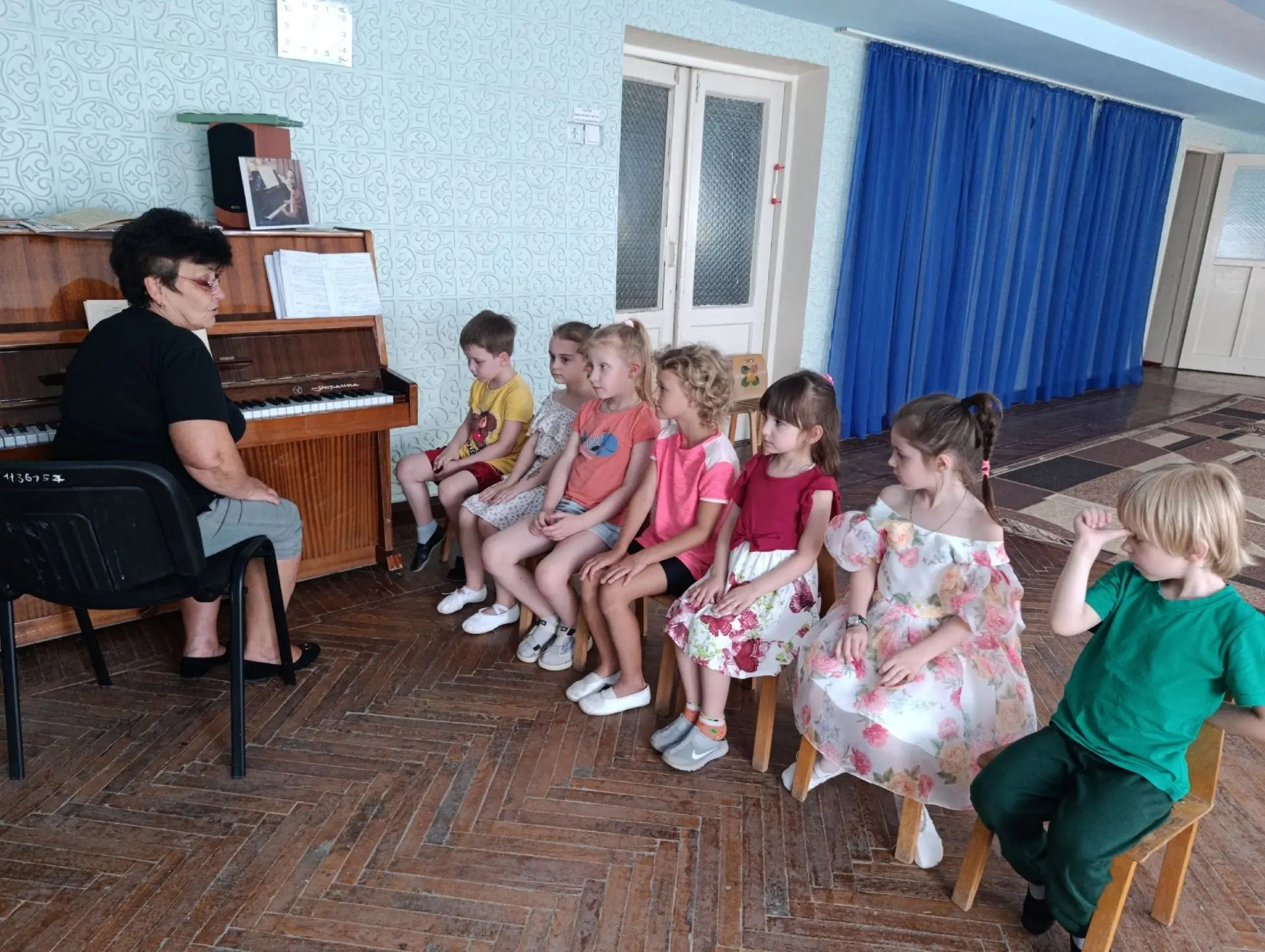 🌞🌈"От улыбки станет всем светлей! "🌈
На музыкальном занятии вместе с музыкальным руководителем На