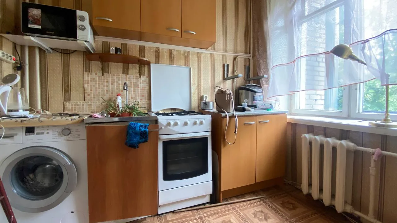 Бууу🥶страшные картинки с утра! Убитая вторичка. Убитая прям очень сильно. Новой квартира была в 70-