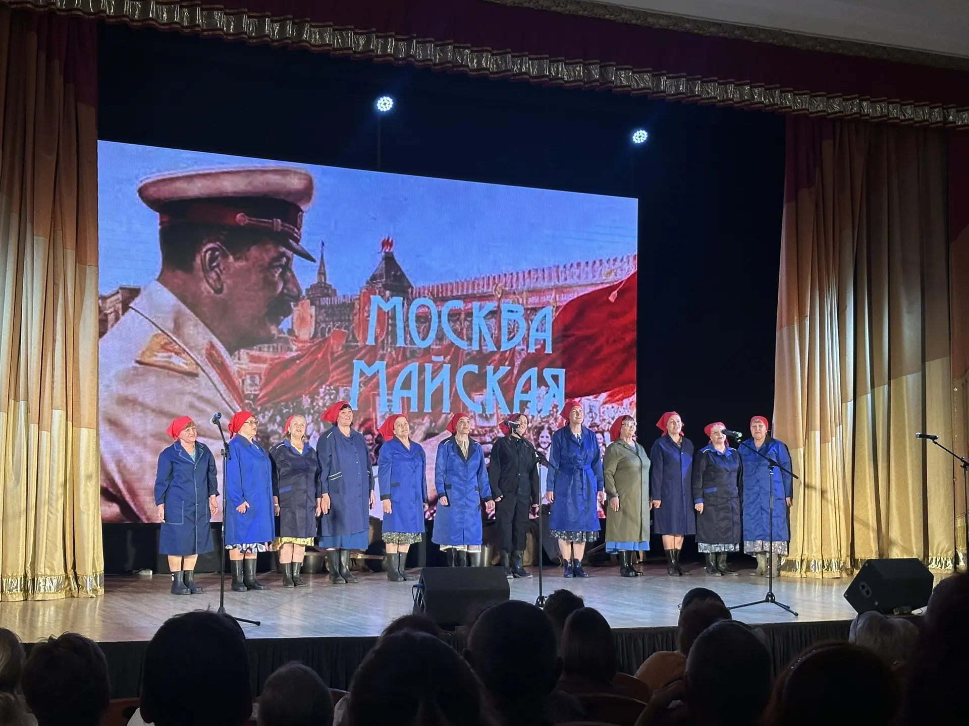 22 июня — День памяти и скорби🕊️

Сегодня, в День памяти и скорби, во Дворце молодёжи состоялся тро
