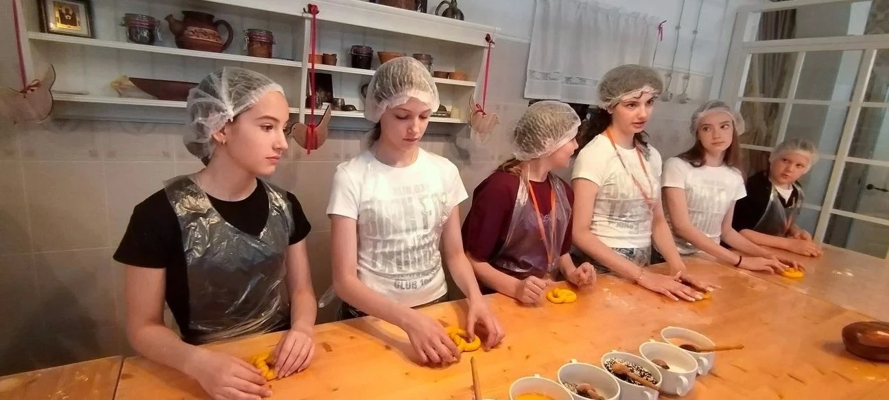 Экскурсия «Крутой замес»: путешествие в историю для 6В класса По окончании учебного года наши ученик