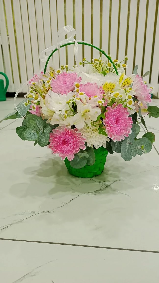 Композиция в корзинке💛💚🩷

В наличии 

1790₽