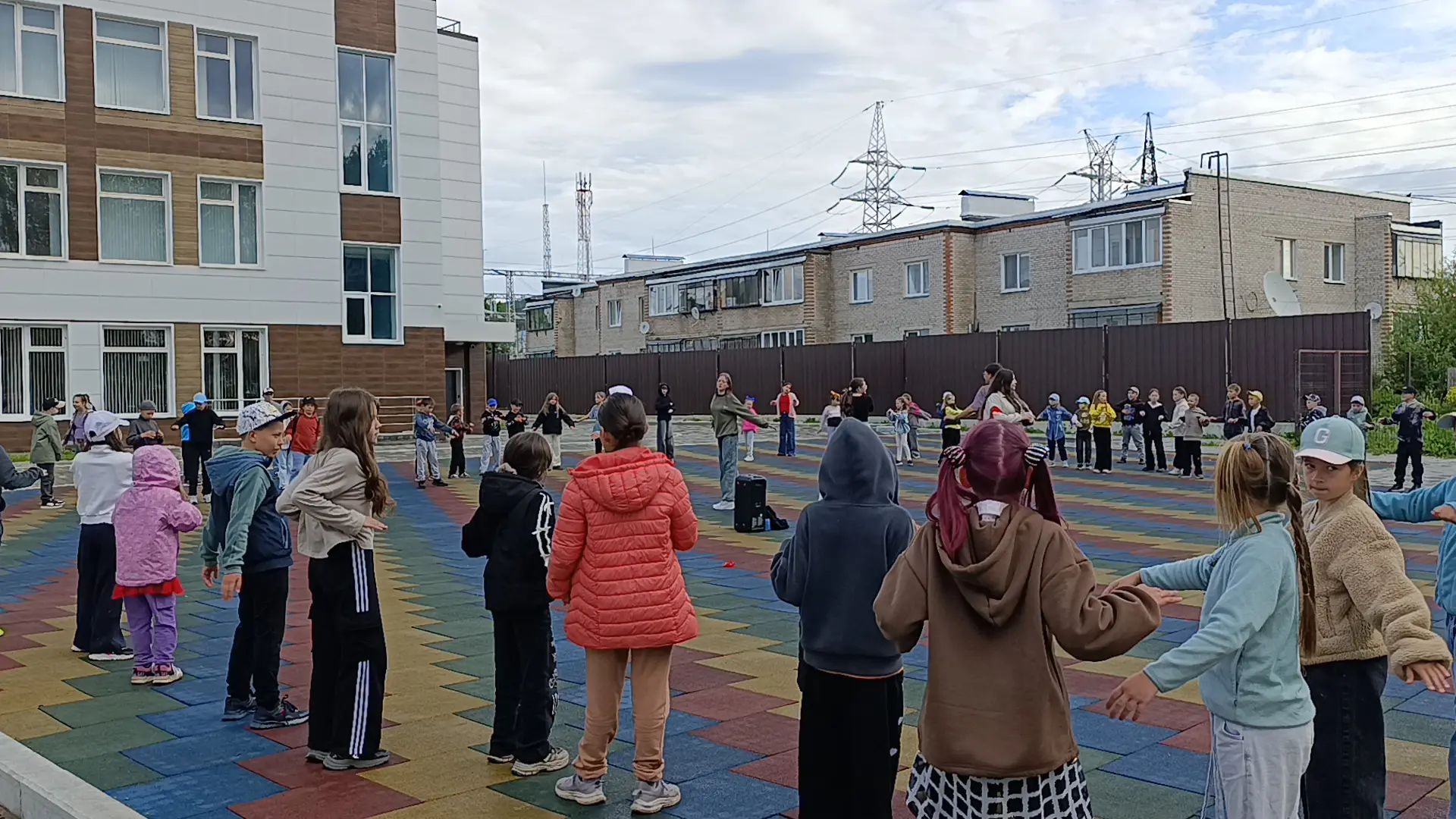 🤡«День Смеха» в Центре дневного пребывания «Солнечный город».

Сегодня 9 июня прошёл «День смеха». 