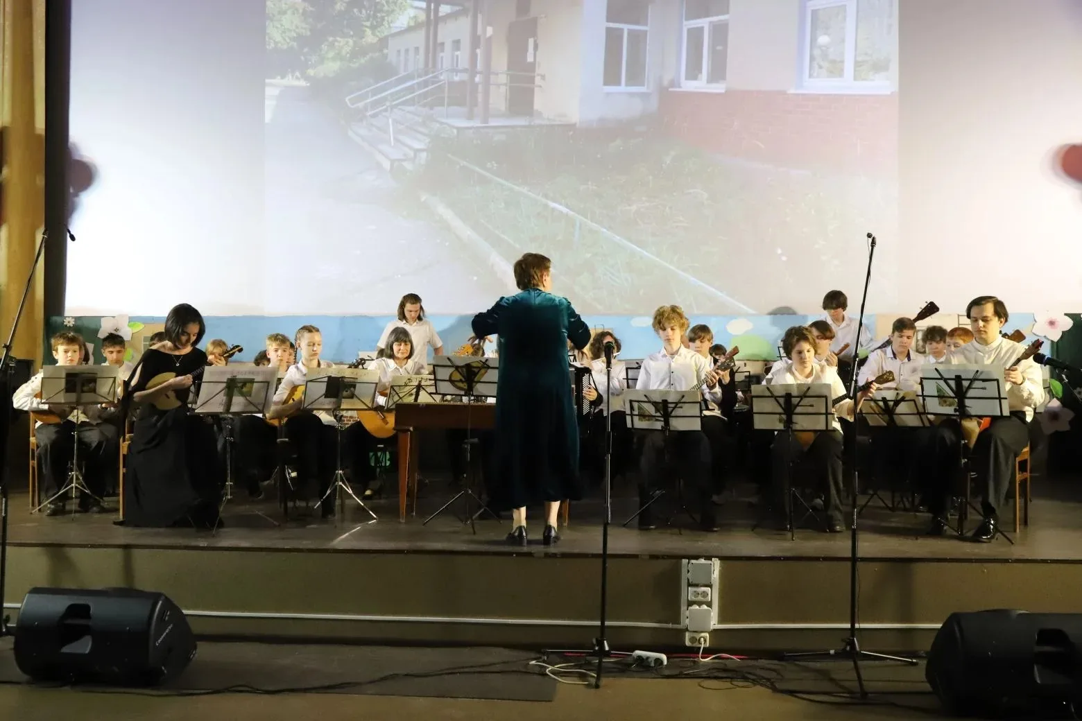 📌 В первую неделю июня Детский оркестр народных инструментов Школы искусств, руководитель Н.А. Гавр