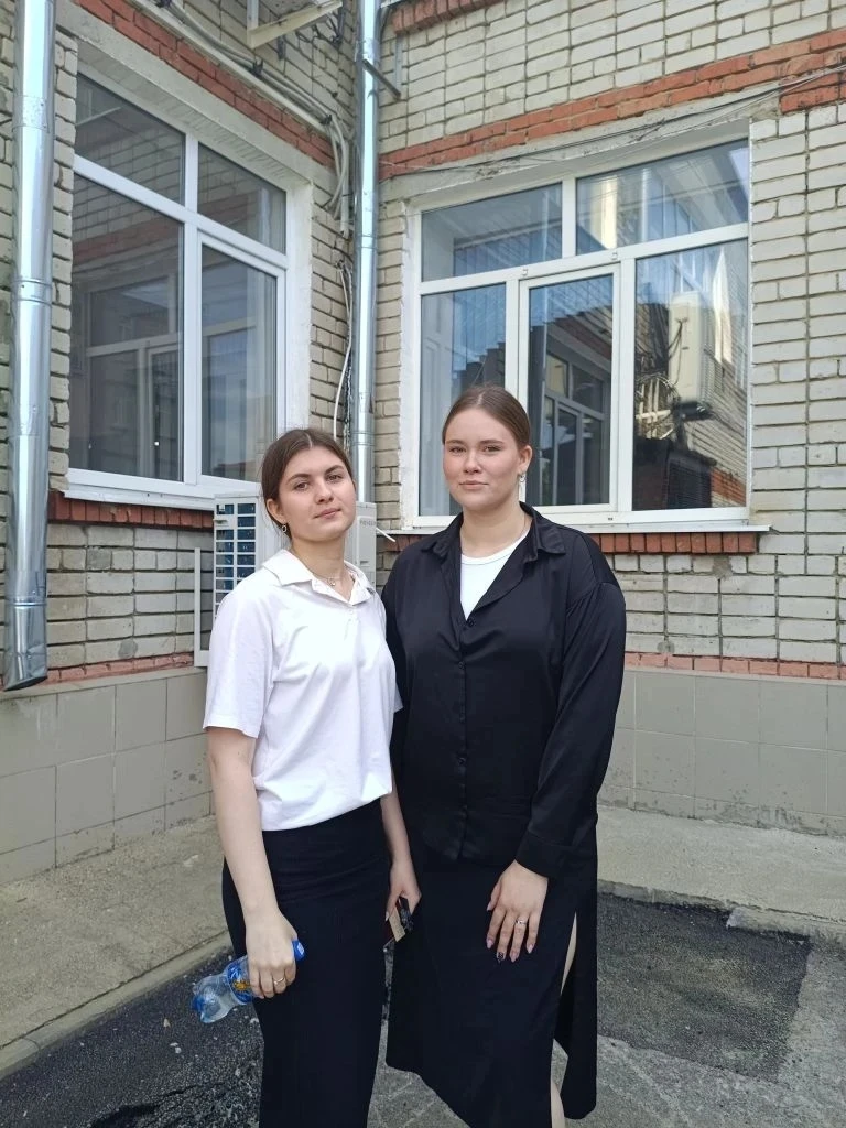 Для нас экзамен по базовой математике был не первым, но мы все равно сильно переживали и волновались