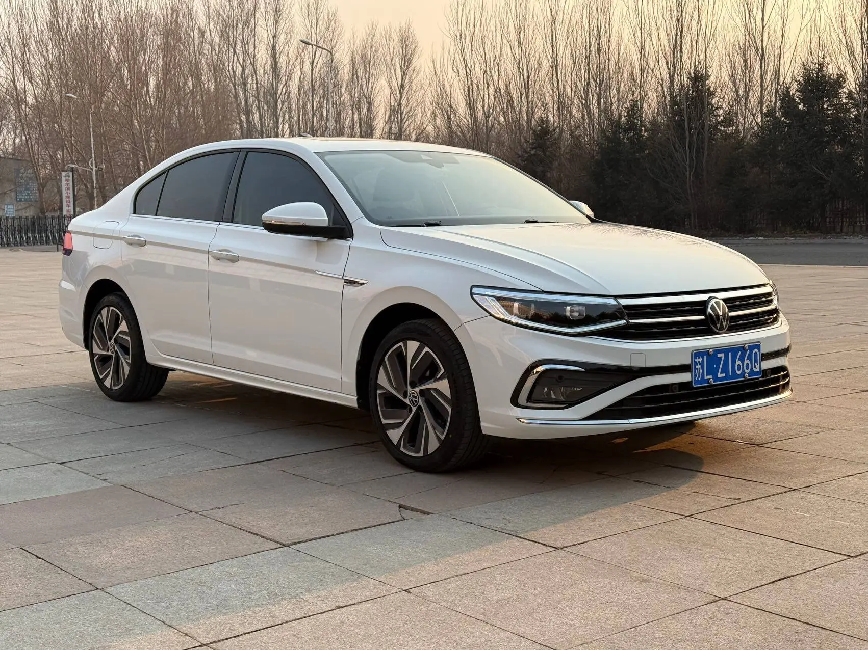 👍Доступен к заказу из Китая🇨🇳

Авто до 160 л.с (утильсбор на данный автомобиль 5200₽)

Volkswagen