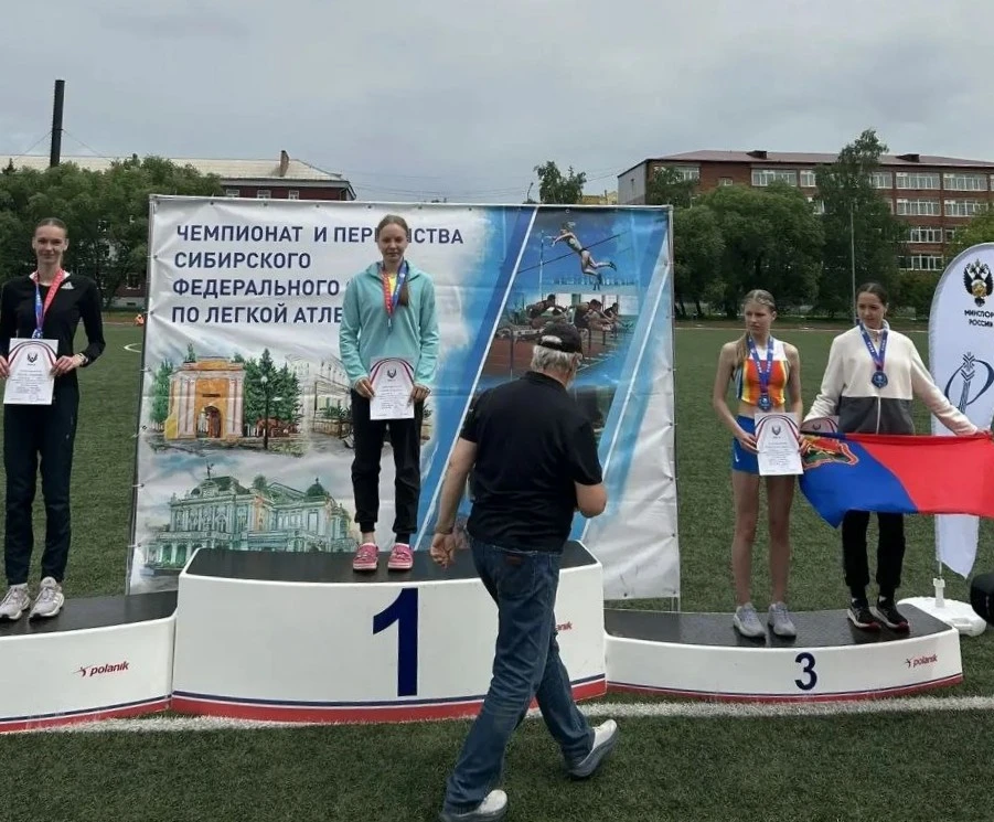 🏃🏻‍♀️С 29 по 30 мая в Омске шла упорная борьба за призовые места среди легкоатлетов Сибирского Фед