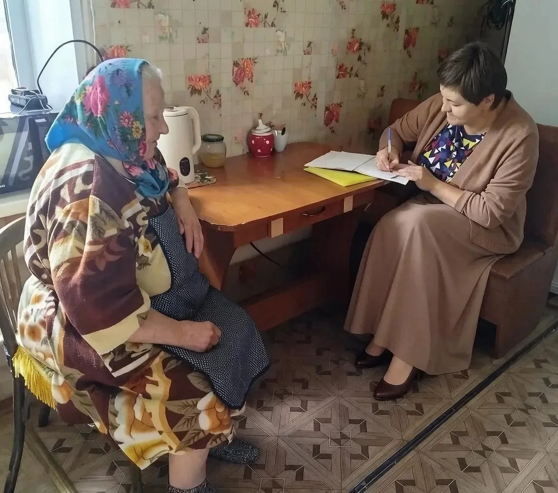 Мобильная бригада специалистов нашего Центра сегодня работала с получателями социальных услуг на дом
