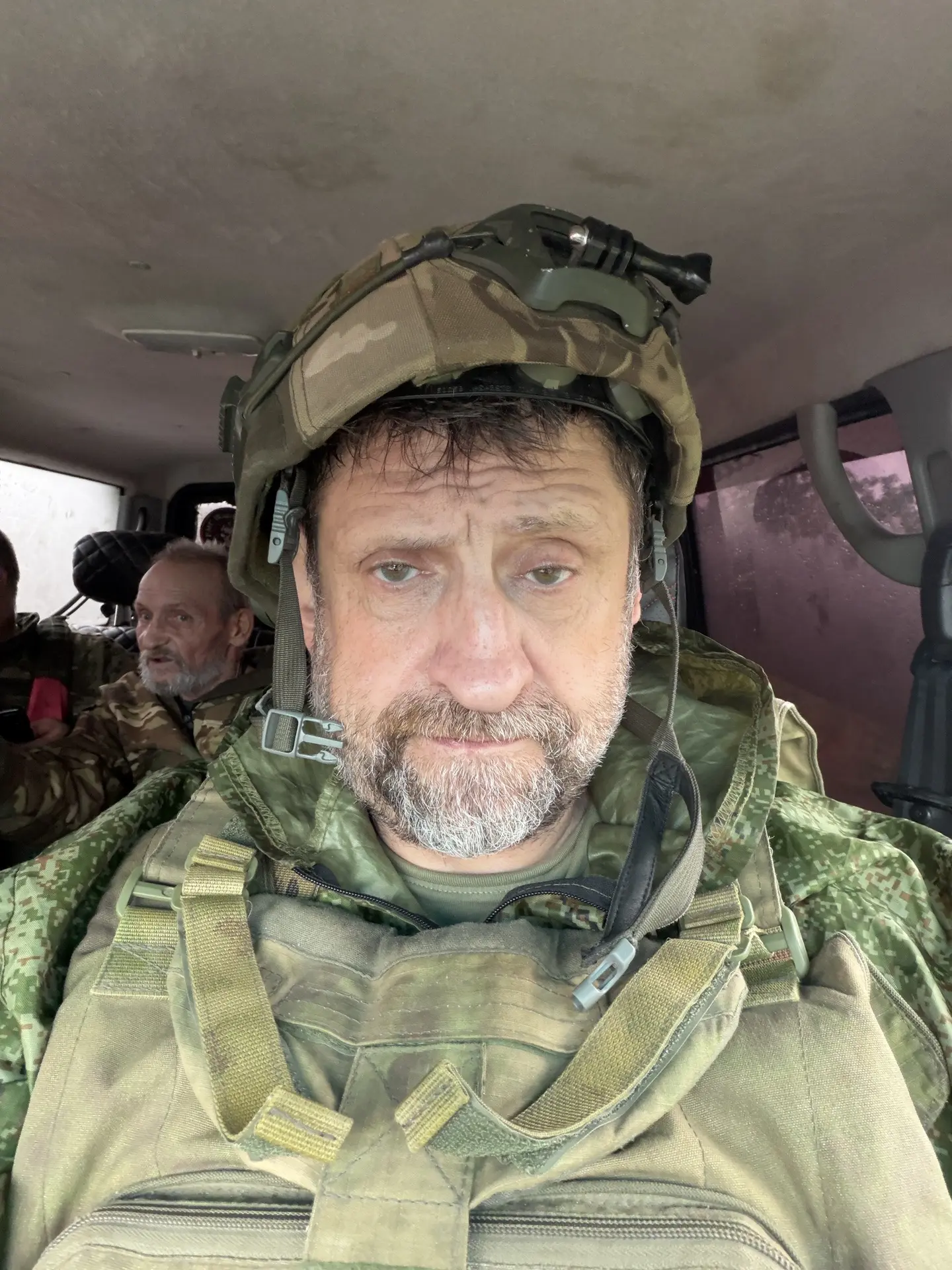 Атаки БЛА, это жуть? 

Сутки провел в дороге, по службе колесил по Донбассу. Донецк, Харцызск, Дебал