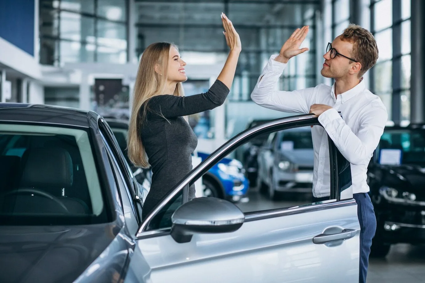 Покупать новые автомобили стали чаще

Спрос на новые авто в Липецкой области вырос на 53% весной.
Ли