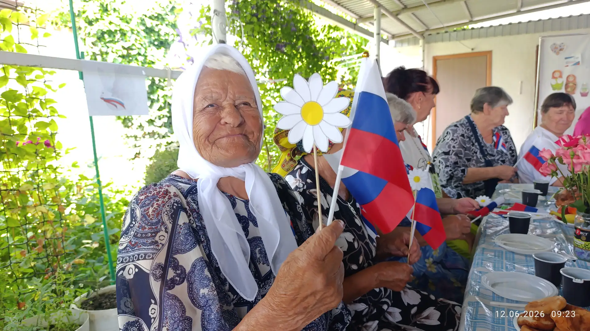 «Страна берёз и бескрайних просторов»

В рамках клуба «Музыкальная открытка», Буденновским  центром 