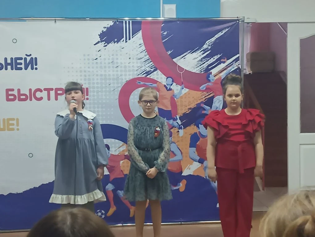🎤 Музыкальный подарок для отдыхающих

В нашем учреждении состоялся тёплый и душевный праздник: для 
