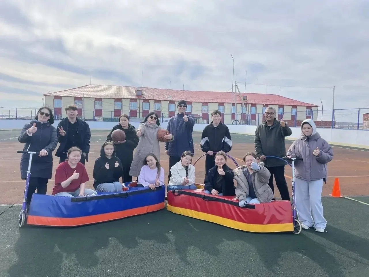 День России в Ямальском районе: праздник силы, единства и спорта 🇷🇺

В разных уголках  нашего райо