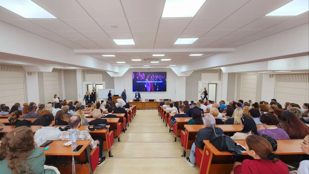 4-5 июня проходит ежегодный форум онкологов СКФО

Мероприятие было организовано нашим диспансером со