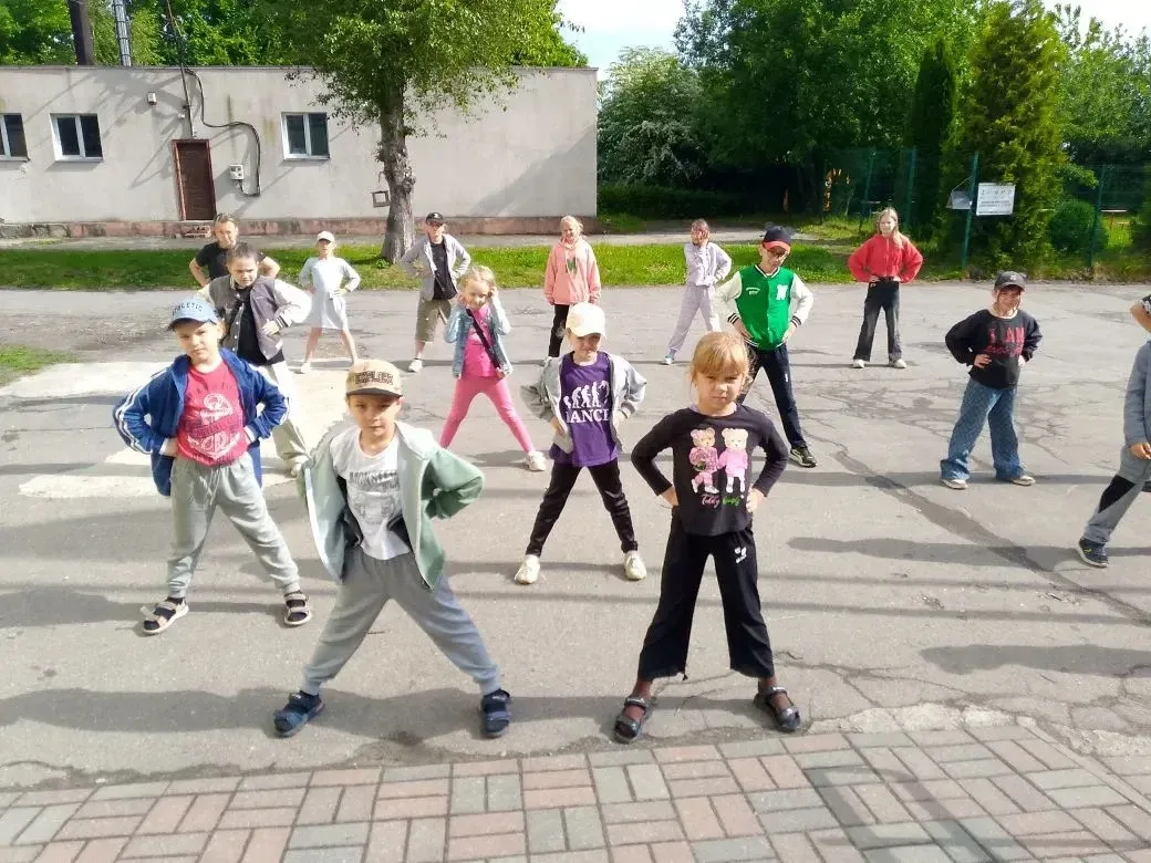 🌞 Лето, солнце, спорт и отличное настроение! ☀️

Наши ребята в пришкольном лагере не сидят на месте