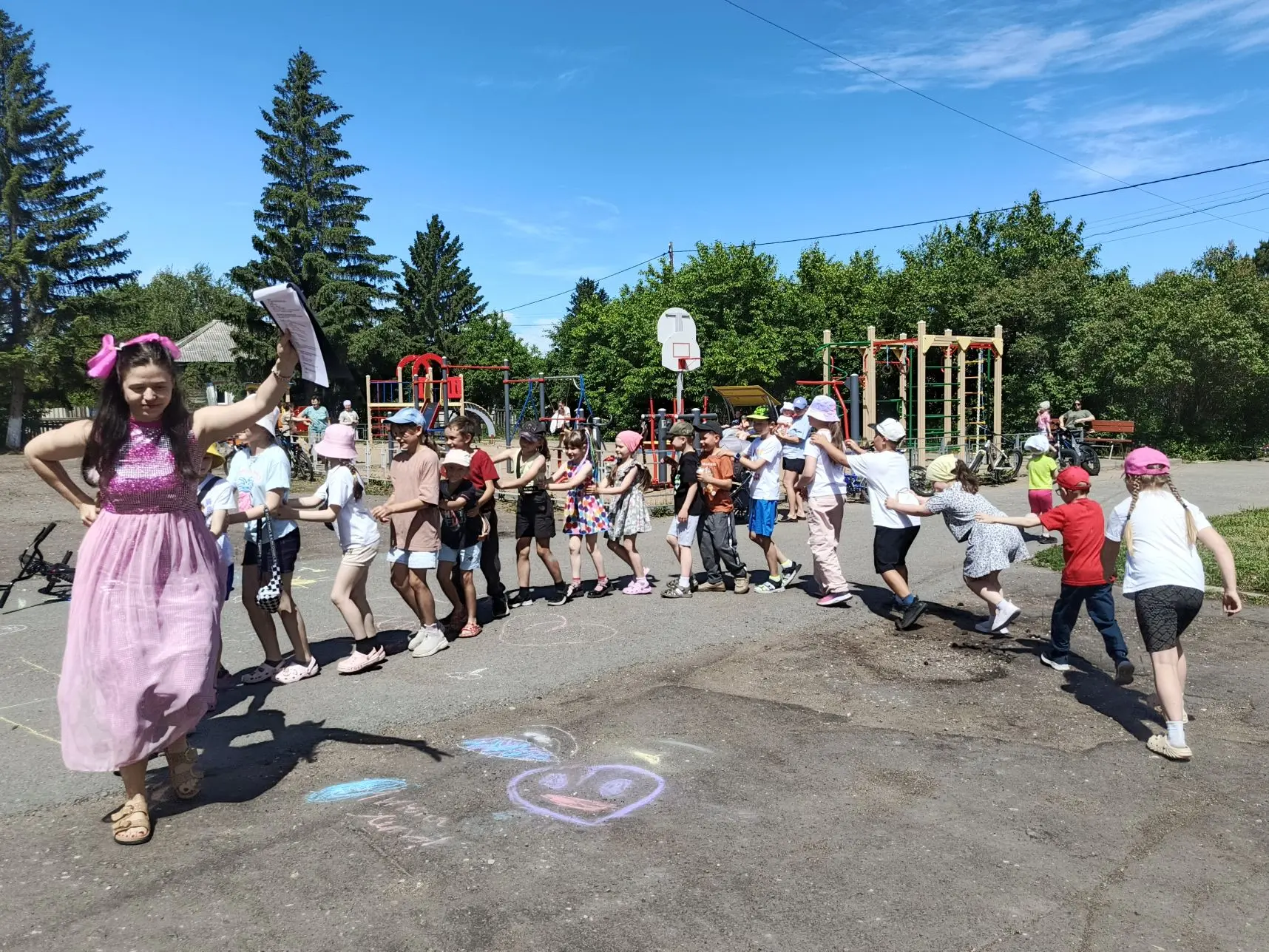 ☀️1 июня — День защиты детей.

🚂🚞В этот замечательный праздник для ребят была организована увлекат