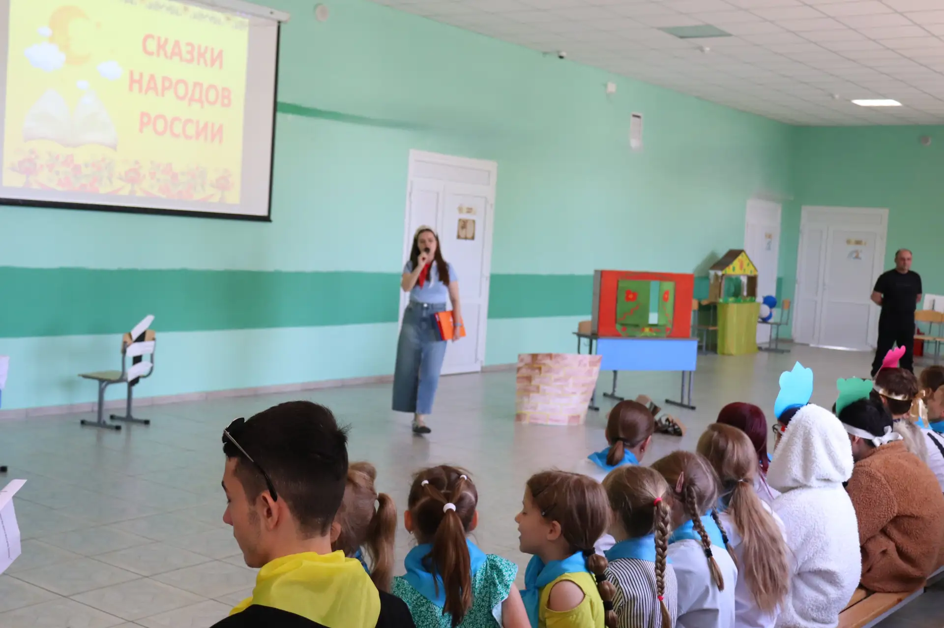 🎉 День русского языка в лагере «Чайка»! 🎉

 
Сегодня у нас был невероятно насыщенный и яркий день!