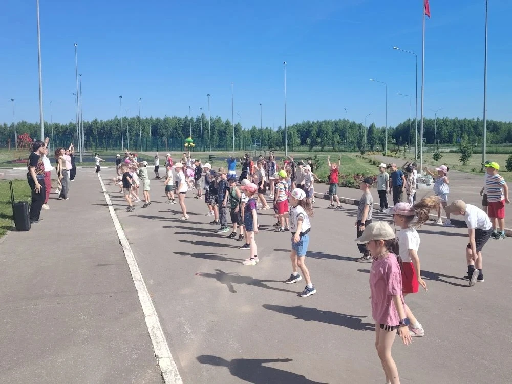 ✨️ПЛАНЕТА ДОБРА ✨️ ДЕНЬ 8
МАСТЕРСКАЯ ДОБРЫХ ДЕЛ🤗

Сегодня в нашем лагере "Планета добра" прошёл  де
