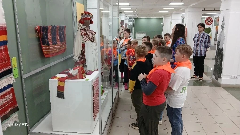 Новости лагеря. 

🖼2 июня ребята посетили выставку "Диво дивное, чудо чудное" в выставочном центре 