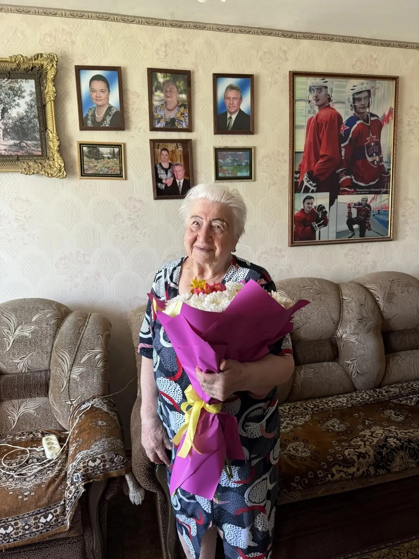 👏👏👏Сегодня празднует свой юбилей Заслуженный учитель Российской Федерации Шишкина Клавдия Петровн